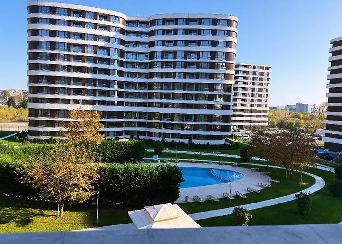 Park South Варна